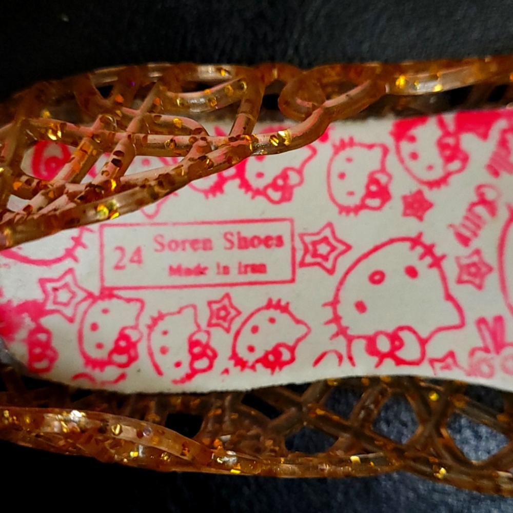 Hello Kitty Jelly flats - Picture 2 of 3